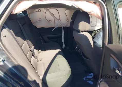 2019 Chevrolet Malibu Lt z USA, uszkodzony, nr VIN 1G1ZD5ST9KF137091